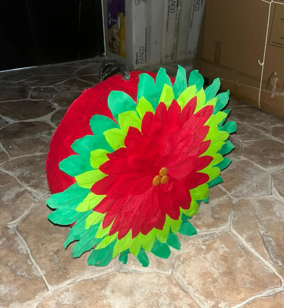 Poinsettia piñata