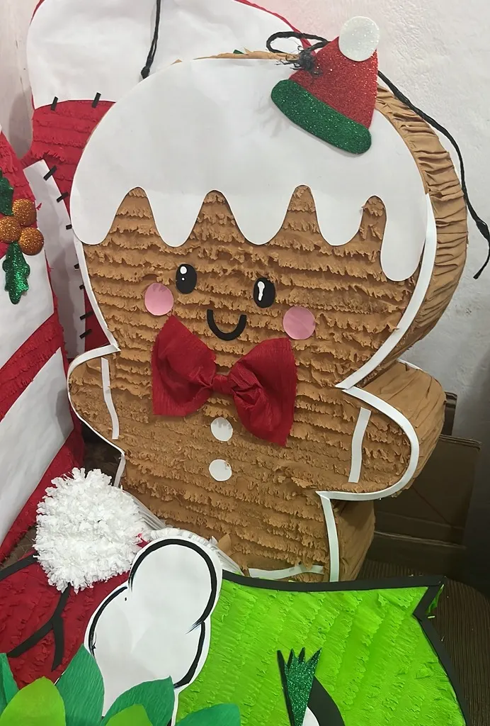 Gingerbread piñata