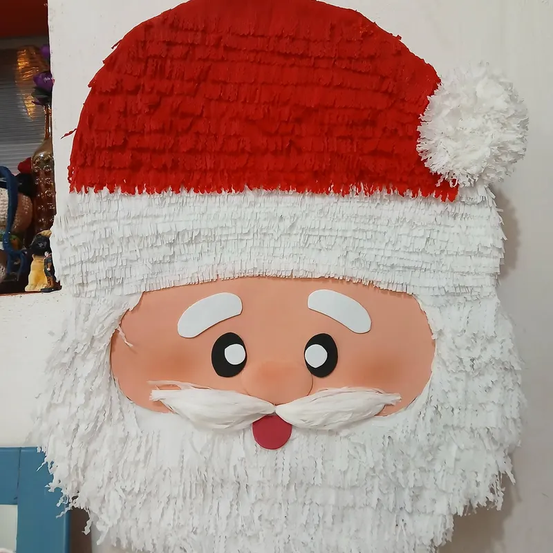 Piñata de Santa Claus de rostro tradicional